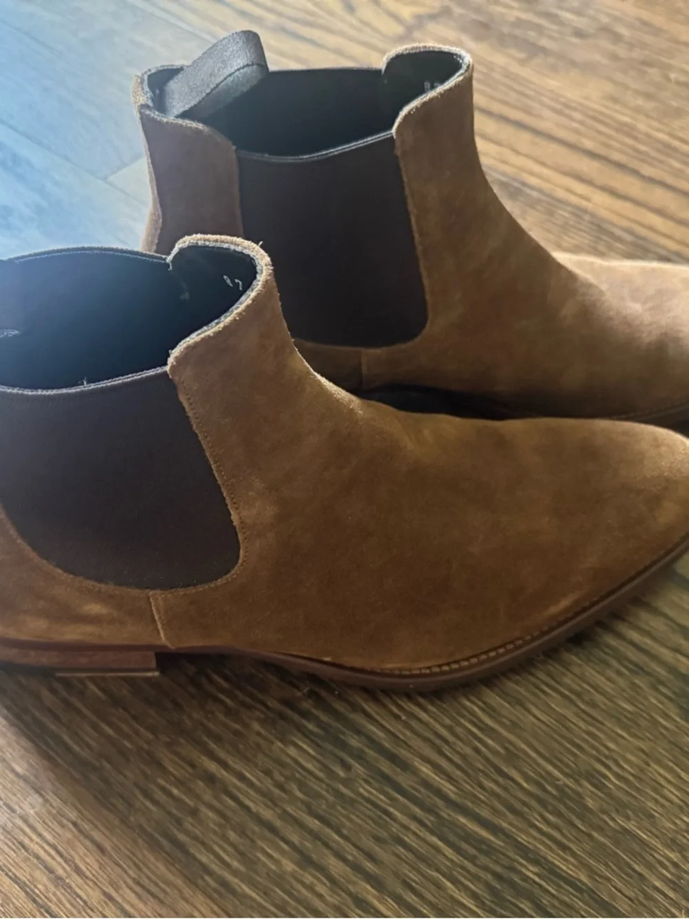 To Boot Suede Chelsea Boots in Brown- Like New - Picture 1 of 6